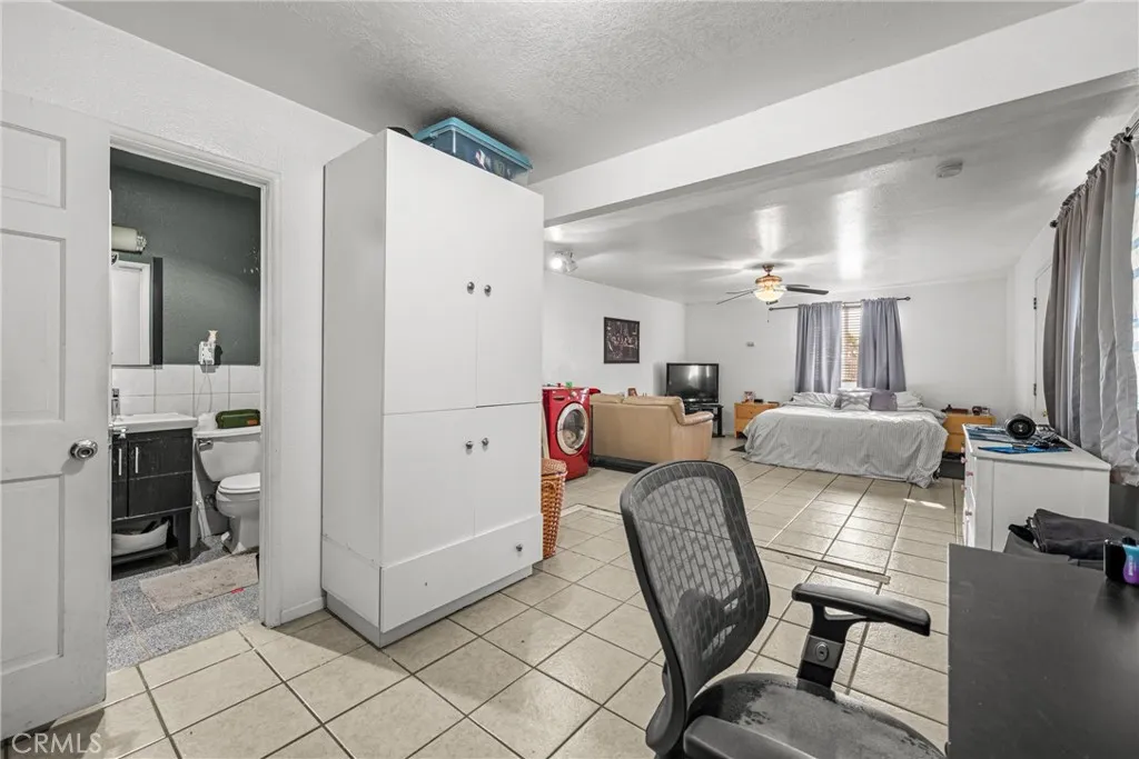 2628 Millbrae, Duarte, California 91010 home-pic-14