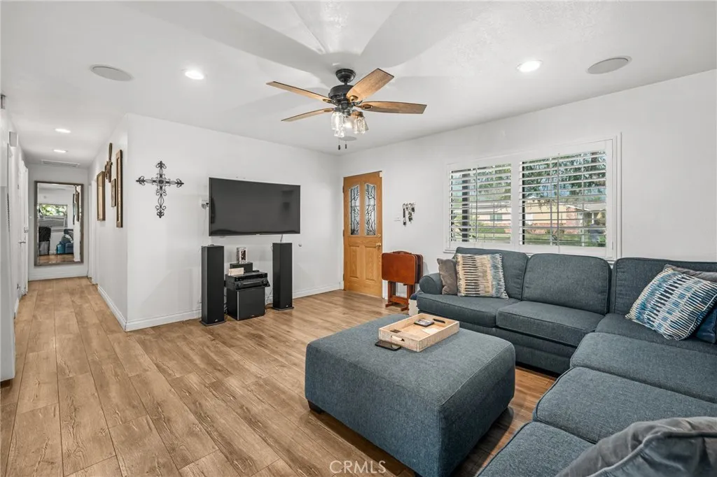 2628 Millbrae, Duarte, California 91010 home-pic-7
