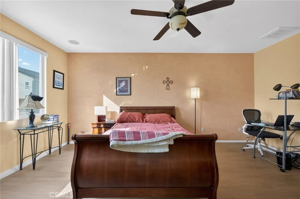 39823 Payton Court, Murrieta, California 92563 home-pic-34