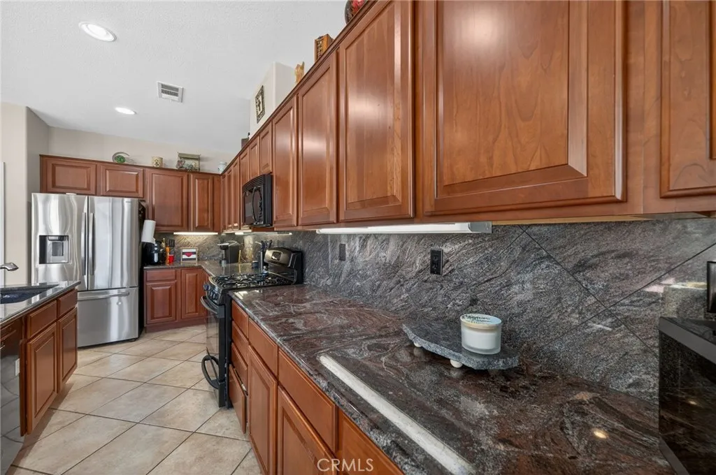 39823 Payton Court, Murrieta, California 92563 home-pic-20