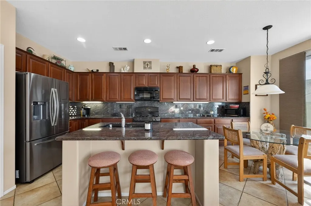 39823 Payton Court, Murrieta, California 92563 home-pic-19