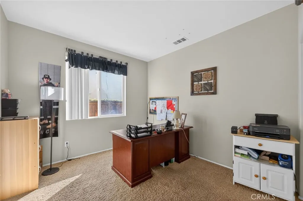 39823 Payton Court, Murrieta, California 92563 home-pic-26
