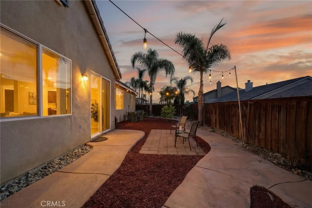 39823 Payton Court, Murrieta, California 92563 home-pic-48