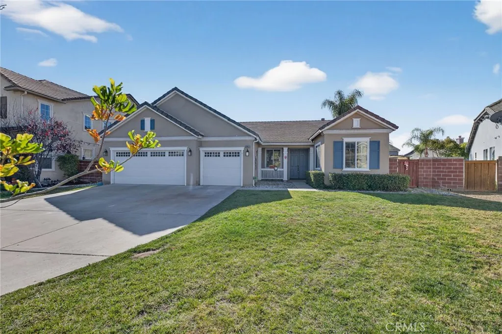 39823 Payton Court, Murrieta, California 92563 home-pic-2