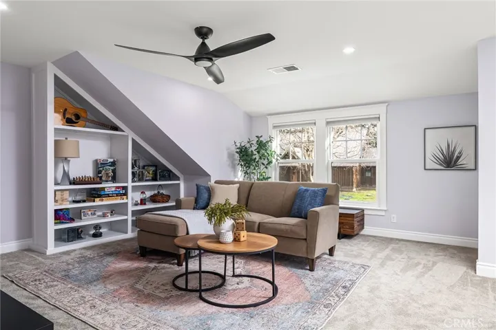 19 Guynn Bridge Court, Chico, California 95926