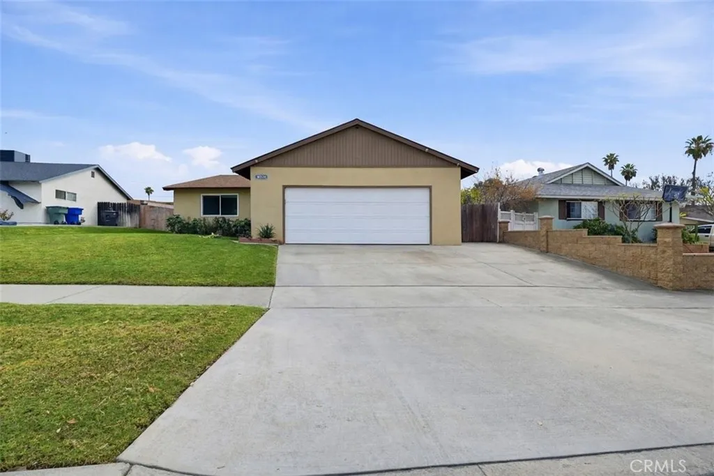 8536 Brunswick, Riverside, California 92504 home-pic-1