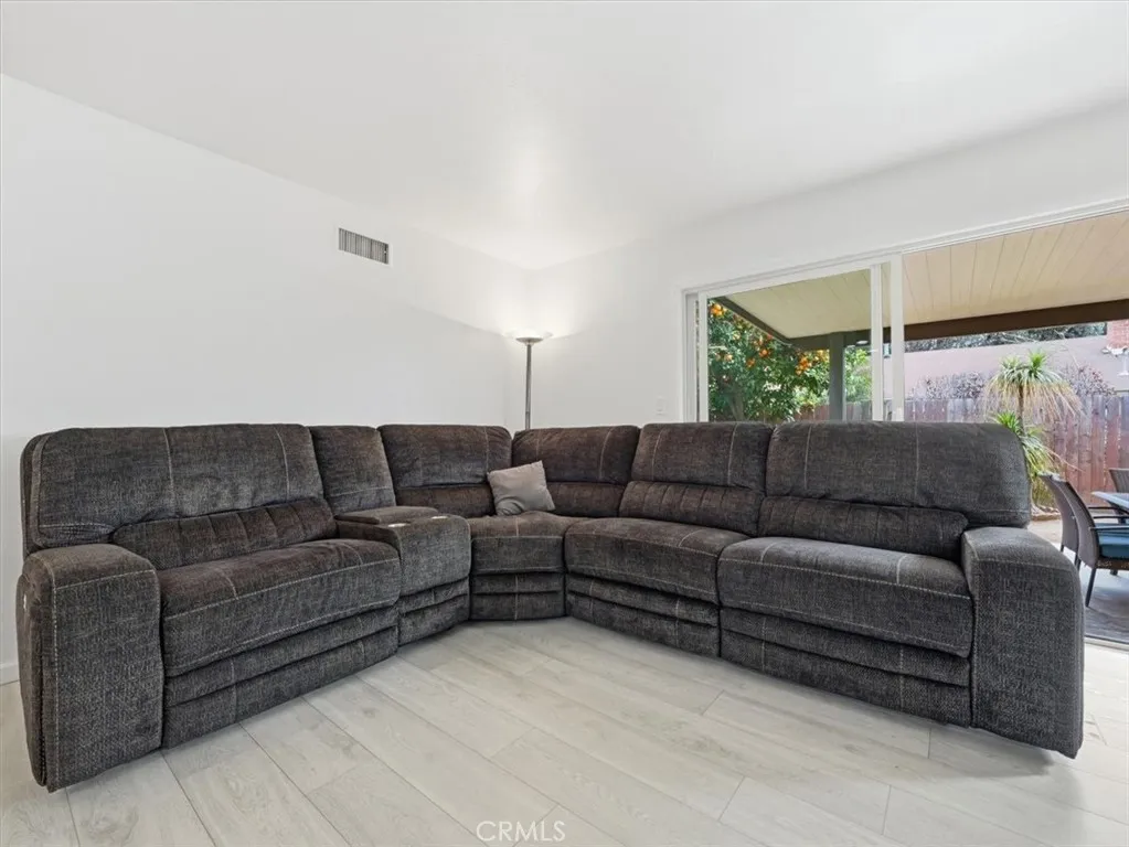 8536 Brunswick, Riverside, California 92504 home-pic-6