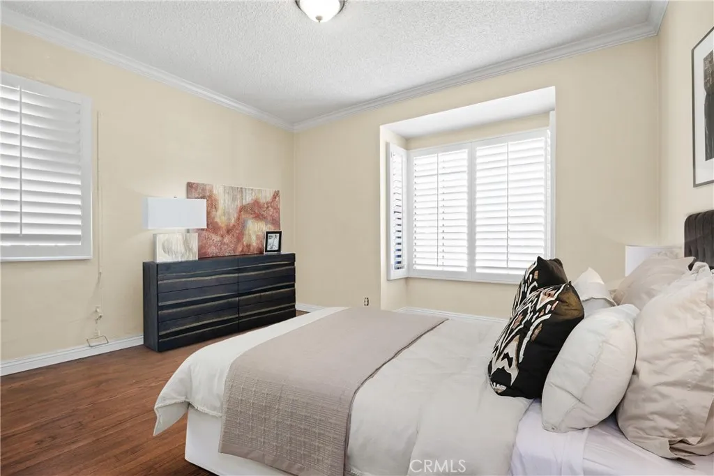 614 W 90th Street, Los Angeles, California 90044 home-pic-10