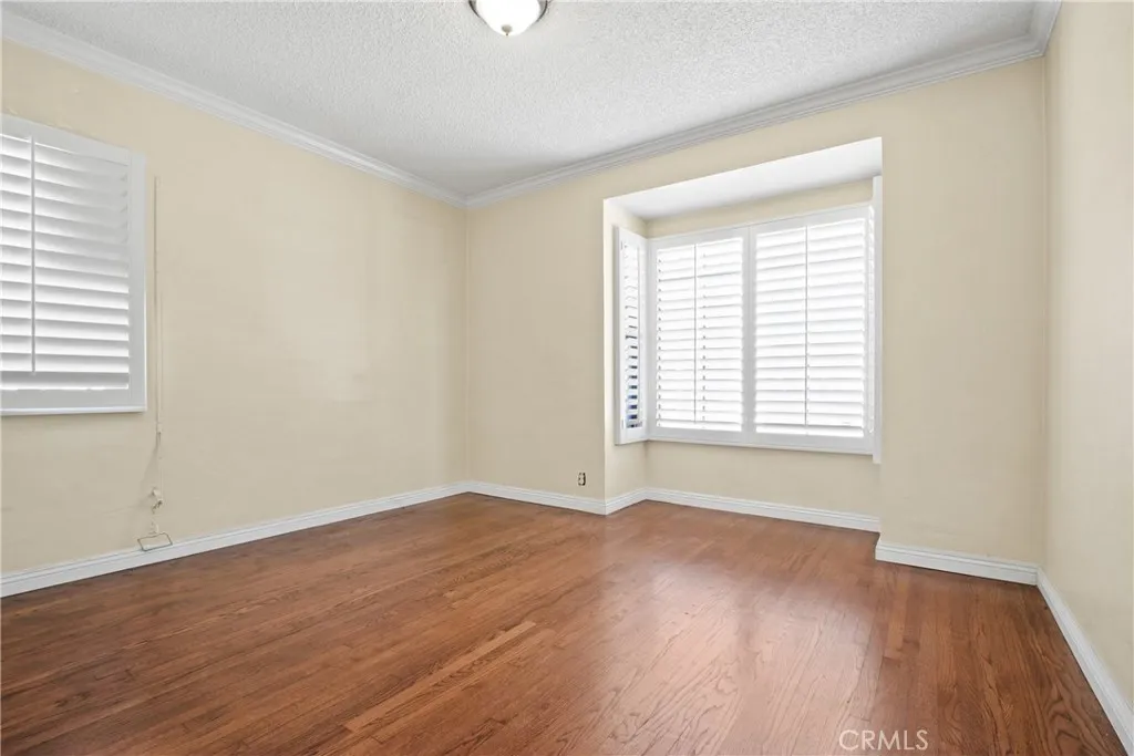 614 W 90th Street, Los Angeles, California 90044 home-pic-9