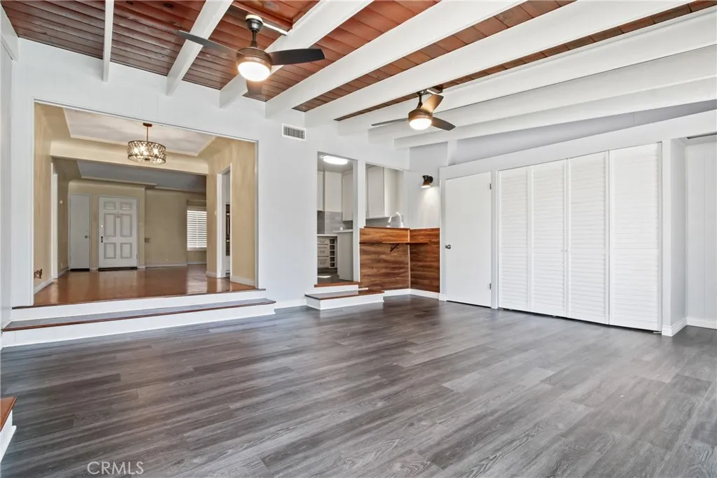 614 W 90th Street, Los Angeles, California 90044 home-pic-8