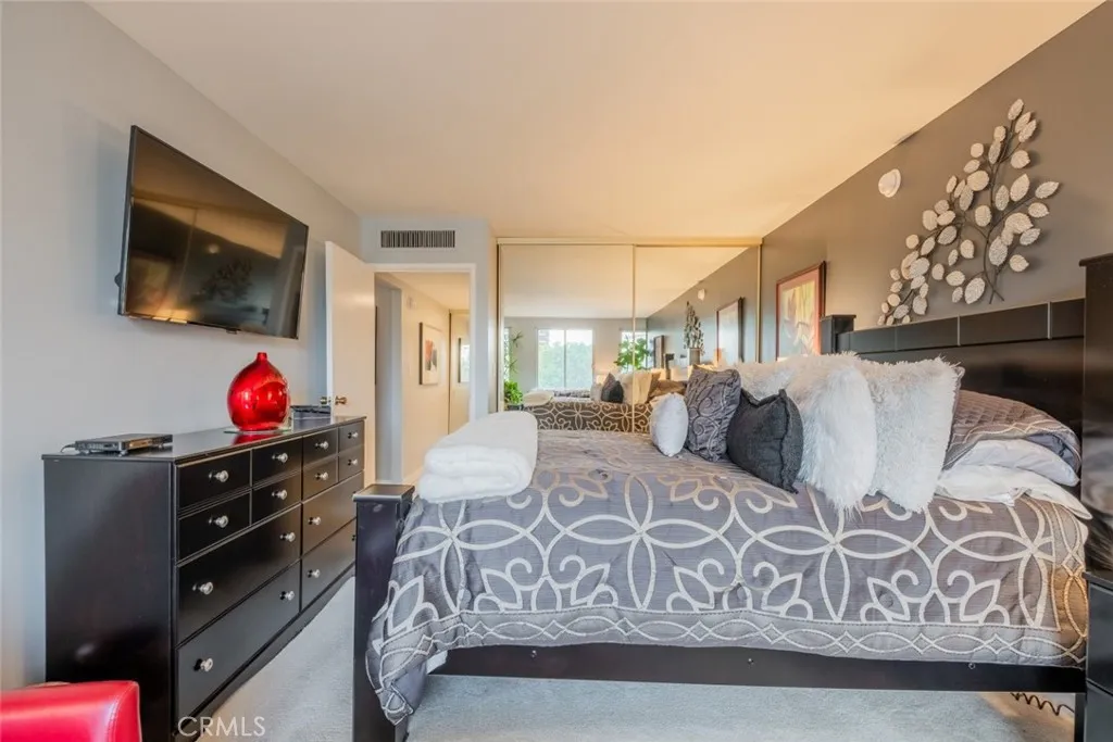 800 W 1st Street 502, Los Angeles, California 90012 home-pic-11