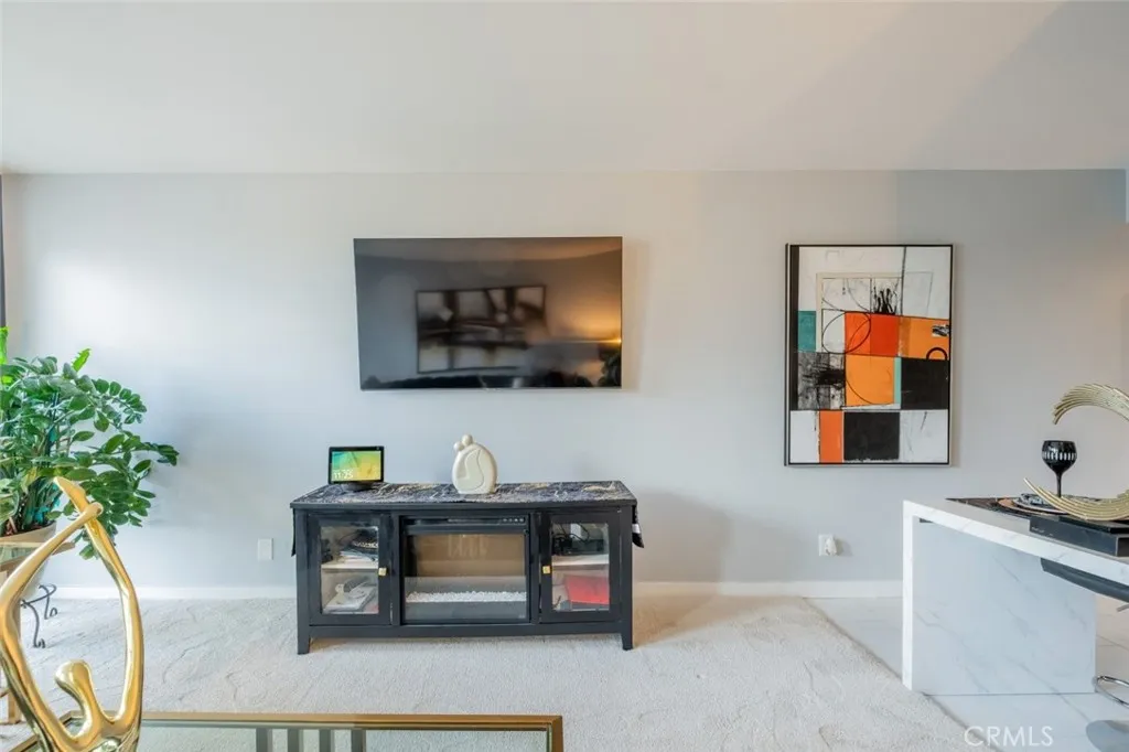 800 W 1st Street 502, Los Angeles, California 90012 home-pic-8