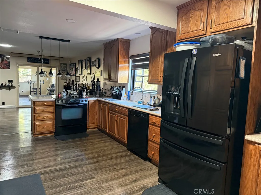 1517 De Anza Street, Barstow, California 92311 — photo 4