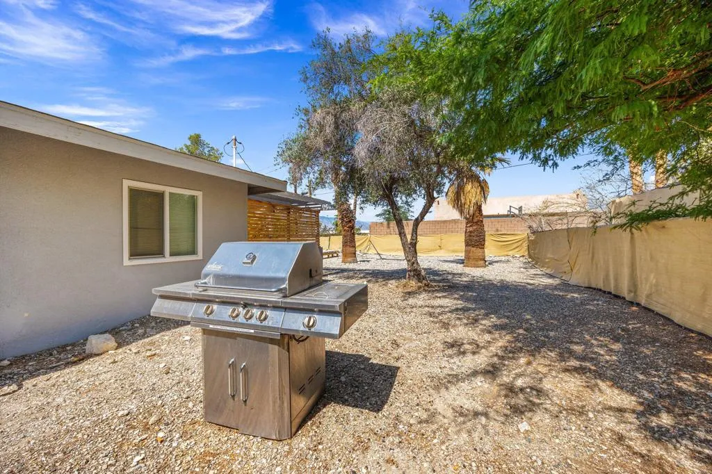 13215 Deodar Avenue, Desert Hot Springs, California 92240 home-pic-29