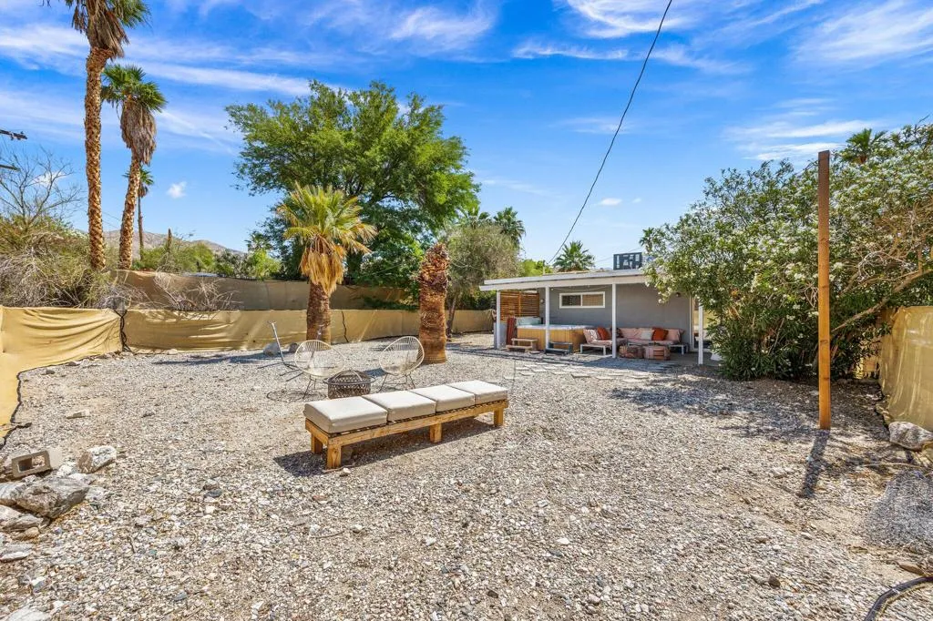 13215 Deodar Avenue, Desert Hot Springs, California 92240 home-pic-33