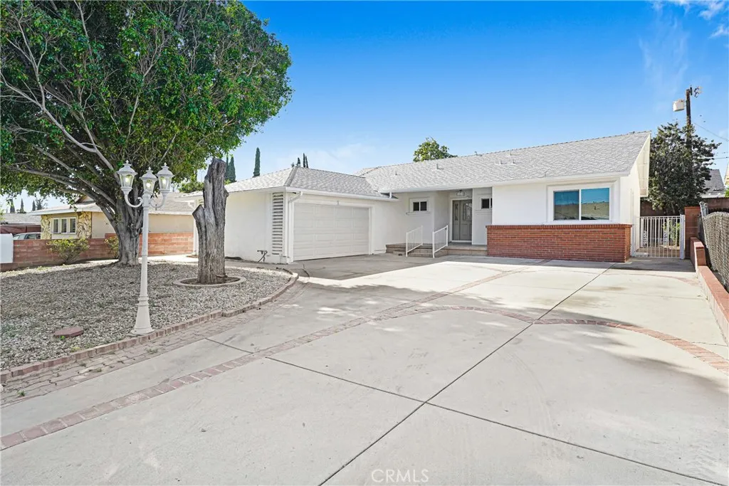 12157 Memphis, Sylmar, California 91342 home-pic-1