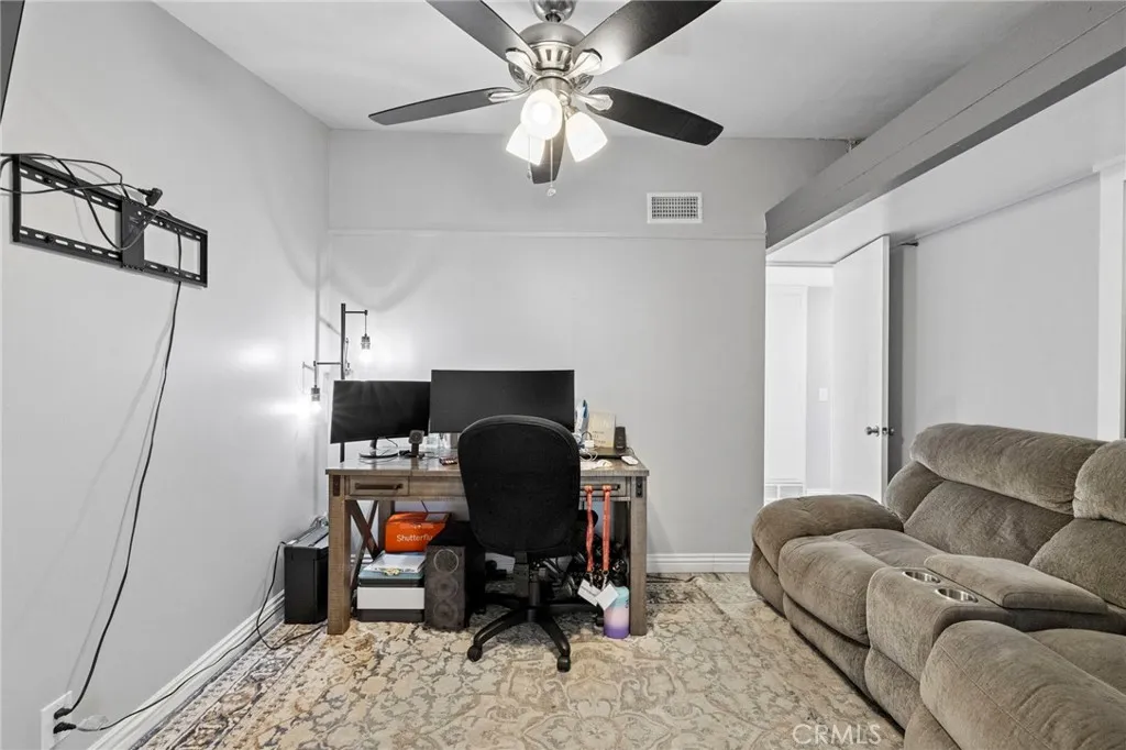 836 S Bellevue, Anaheim, California 92805 home-pic-16