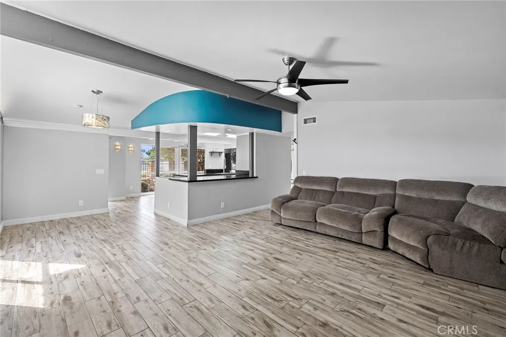 836 S Bellevue, Anaheim, California 92805 home-pic-9