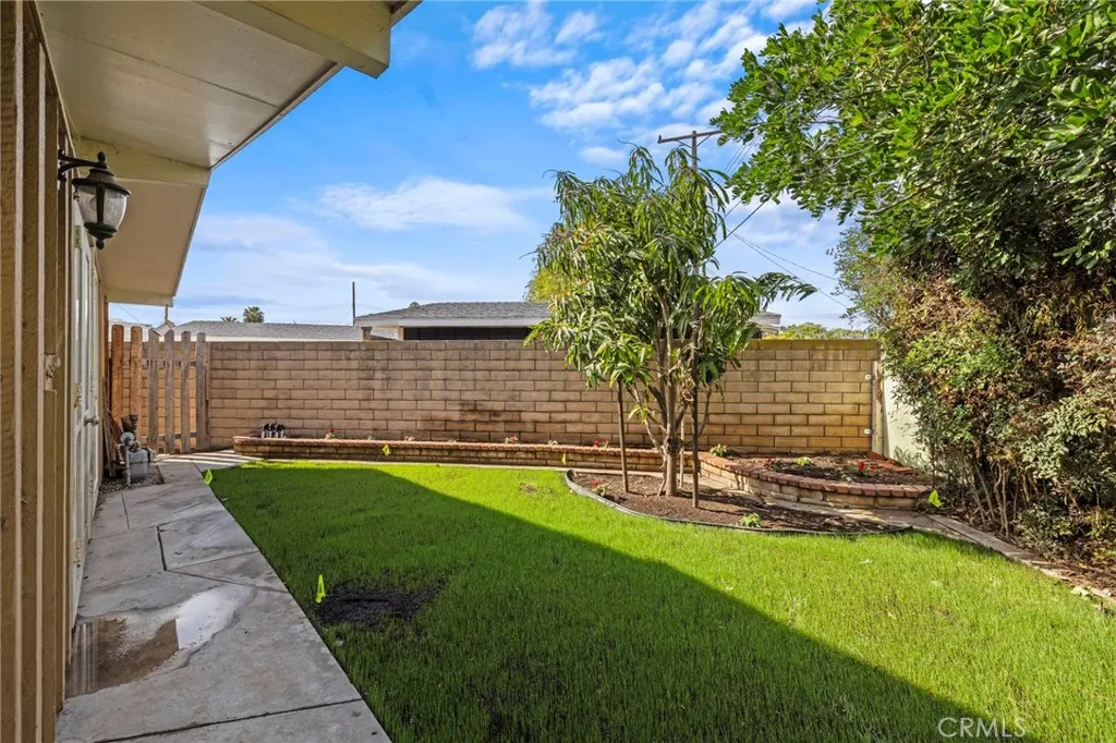 836 S Bellevue, Anaheim, California 92805 home-pic-23