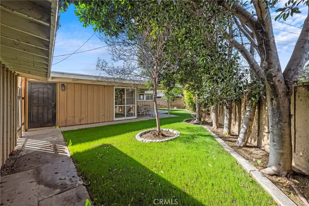 836 S Bellevue, Anaheim, California 92805 home-pic-25