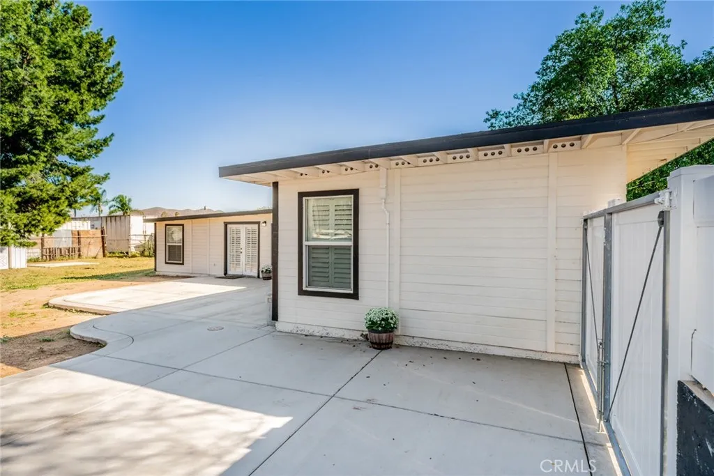 989 3rd, Norco, California 92860 home-pic-42