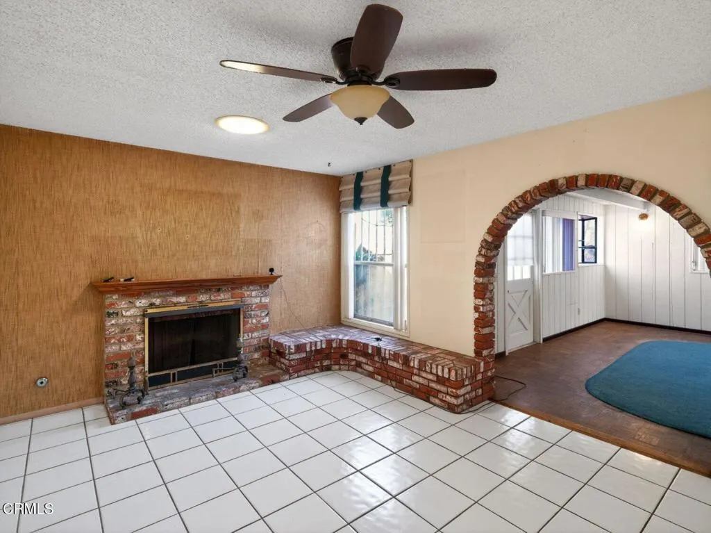 3545 Pier Walk, Oxnard, California 93035 home-pic-25