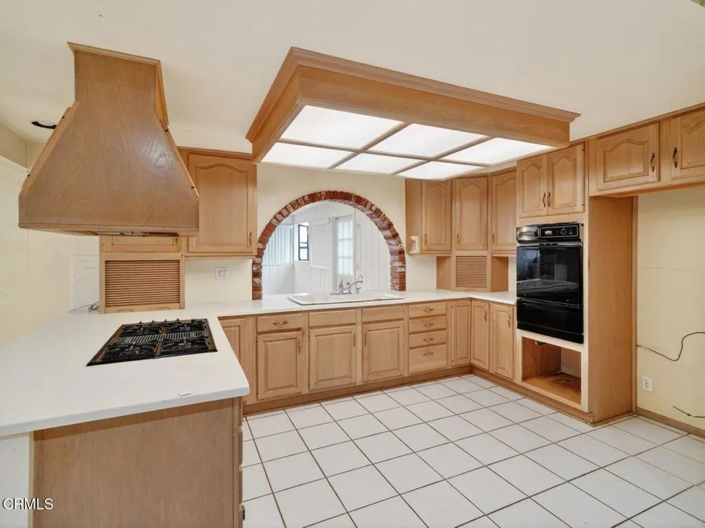 3545 Pier Walk, Oxnard, California 93035 home-pic-32