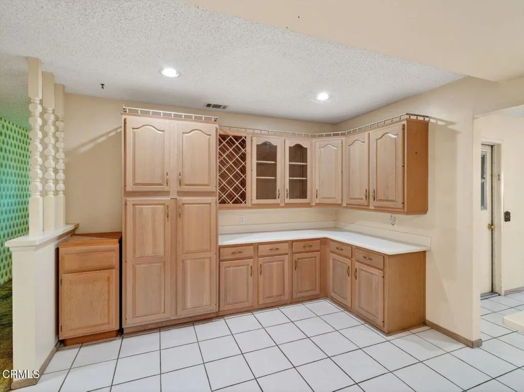 3545 Pier Walk, Oxnard, California 93035 home-pic-34