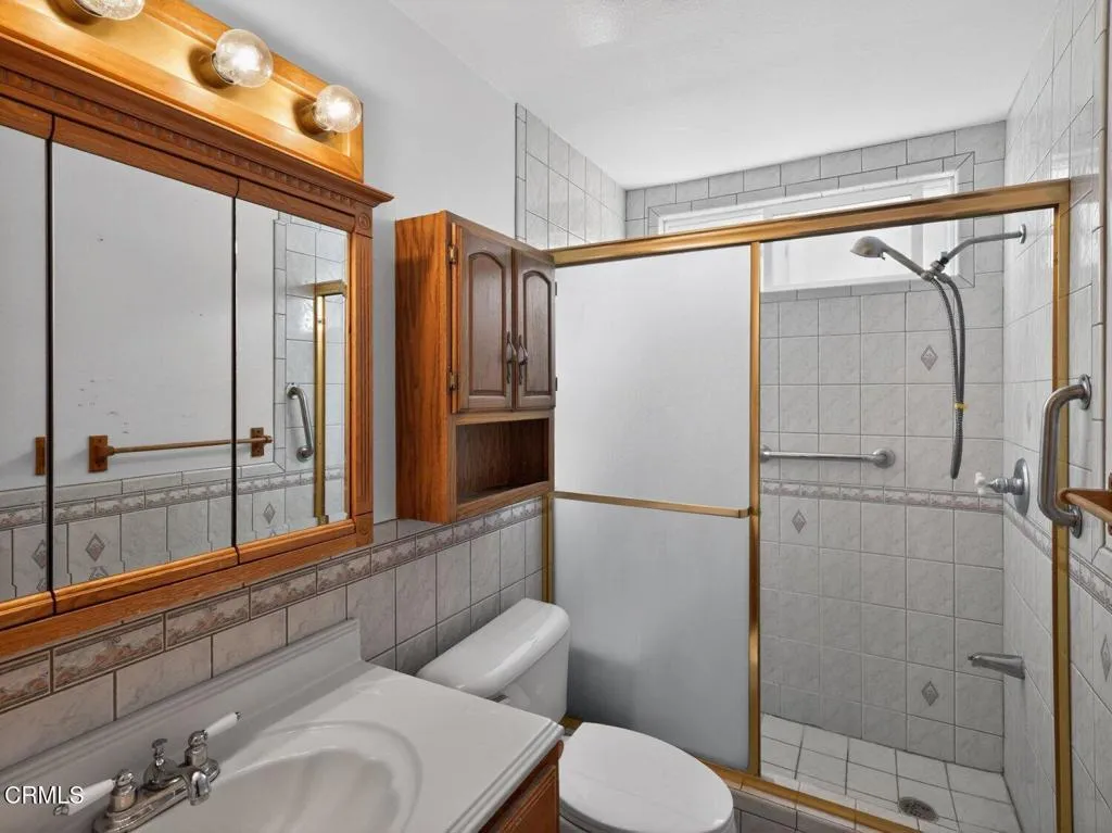 3545 Pier Walk, Oxnard, California 93035 home-pic-43