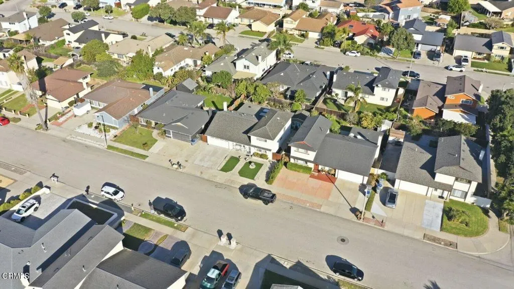 3545 Pier Walk, Oxnard, California 93035 home-pic-15