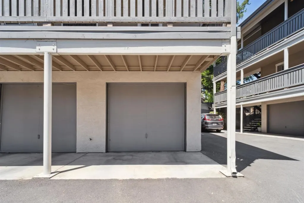 3839 Vineyard Ave 45, Pleasanton, California 94566 home-pic-23