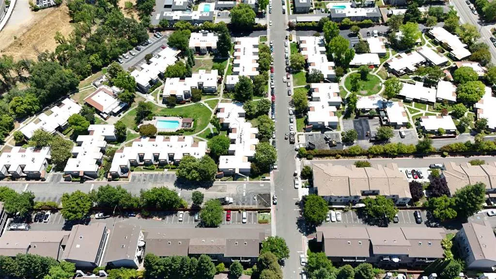 3839 Vineyard Ave 45, Pleasanton, California 94566 home-pic-27