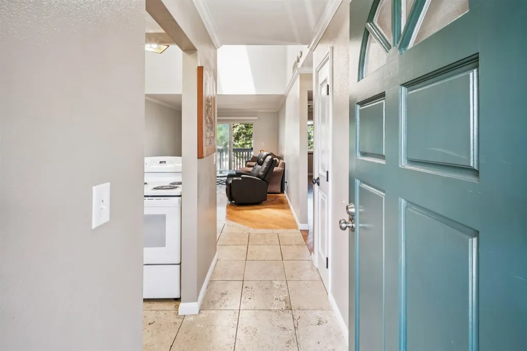 3839 Vineyard Ave 45, Pleasanton, California 94566 home-pic-2