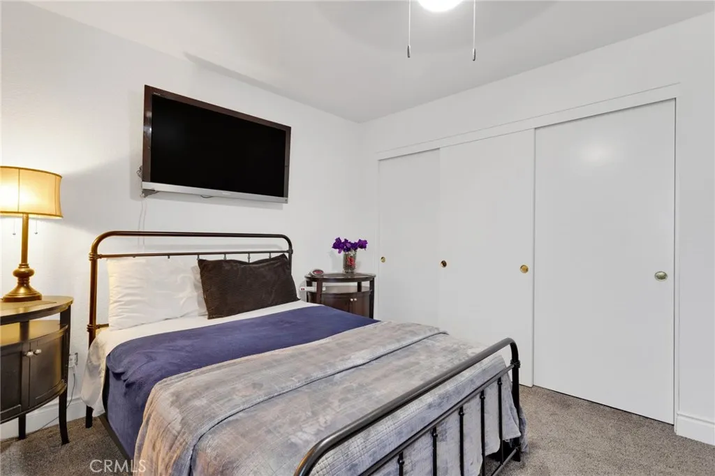 11679 Winterhawk Way, Apple Valley, California 92308 home-pic-18