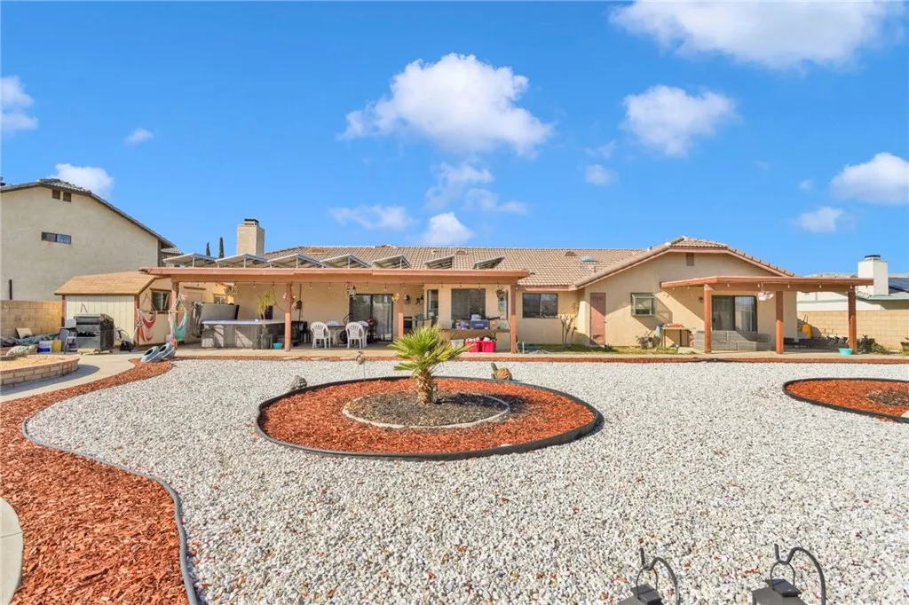 11679 Winterhawk Way, Apple Valley, California 92308 home-pic-39