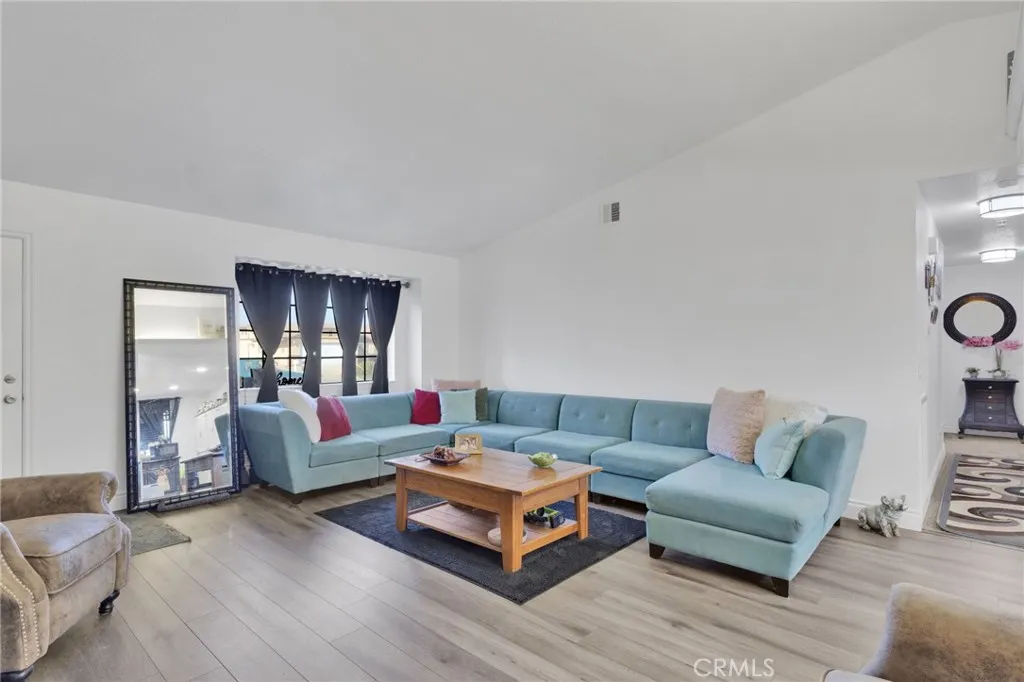11679 Winterhawk Way, Apple Valley, California 92308 home-pic-7