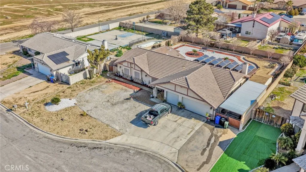 11679 Winterhawk Way, Apple Valley, California 92308 home-pic-50