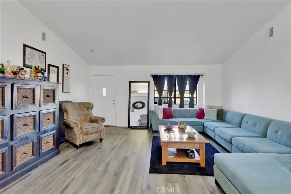 11679 Winterhawk Way, Apple Valley, California 92308 home-pic-5