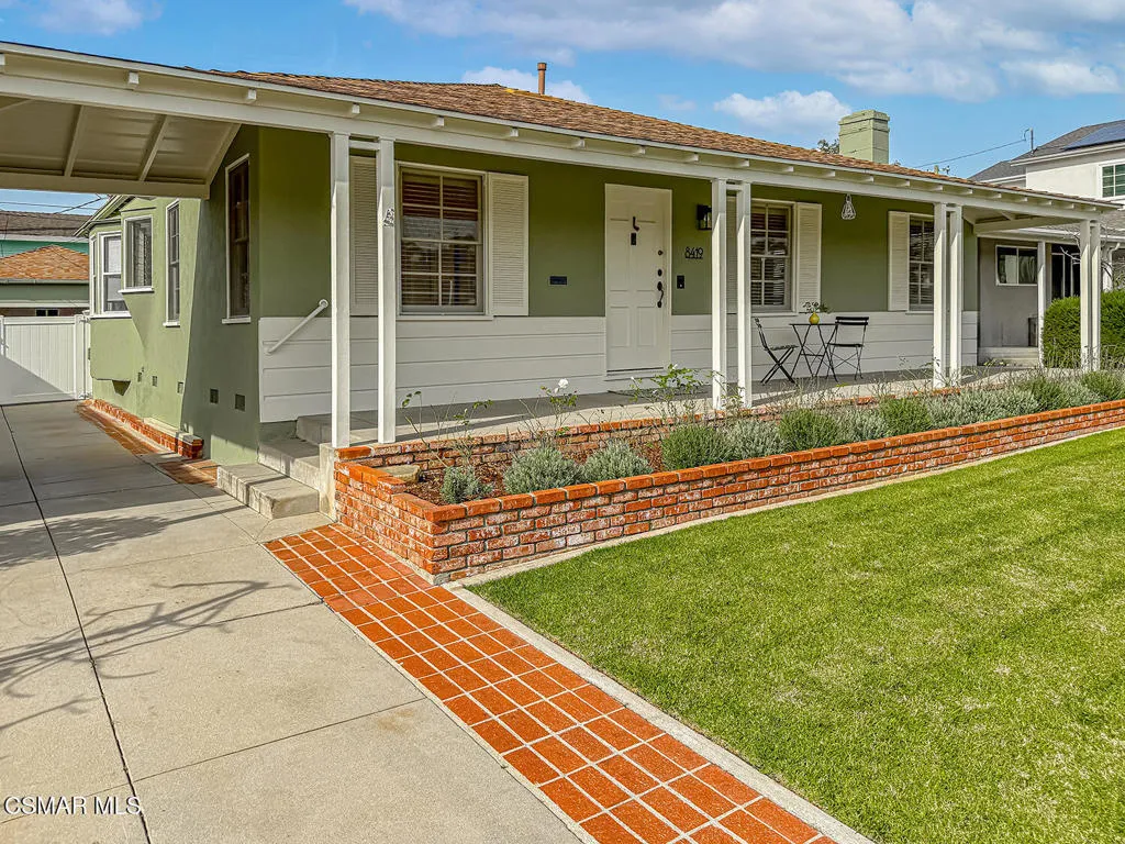 8419 Vicksburg Avenue, Los Angeles, California 90045 home-pic-1
