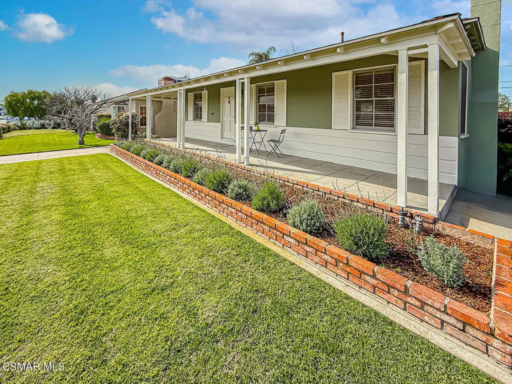 8419 Vicksburg Avenue, Los Angeles, California 90045 home-pic-2
