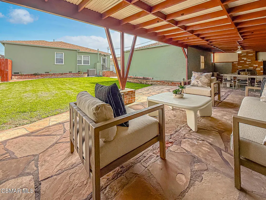 8419 Vicksburg Avenue, Los Angeles, California 90045 home-pic-36