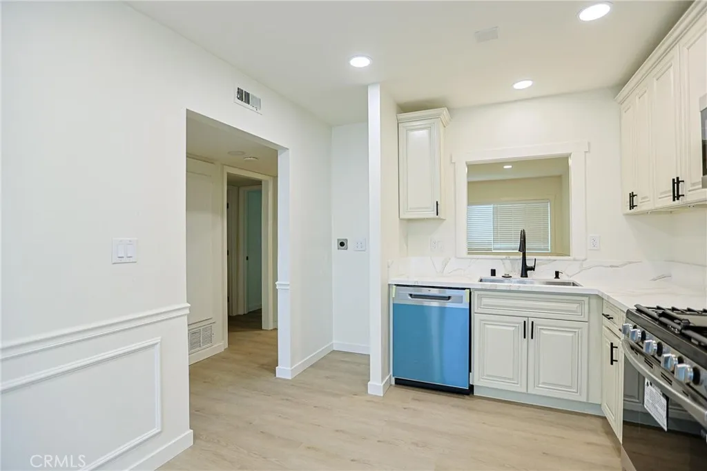 4109 W 5th F2, Santa Ana, California 92703 home-pic-18