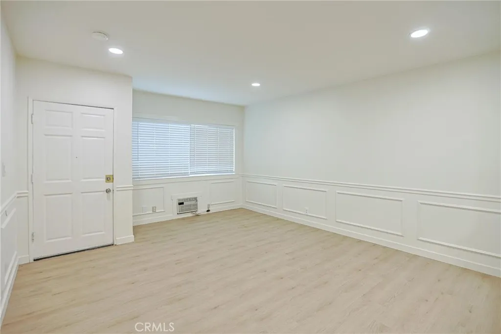 4109 W 5th F2, Santa Ana, California 92703 home-pic-11