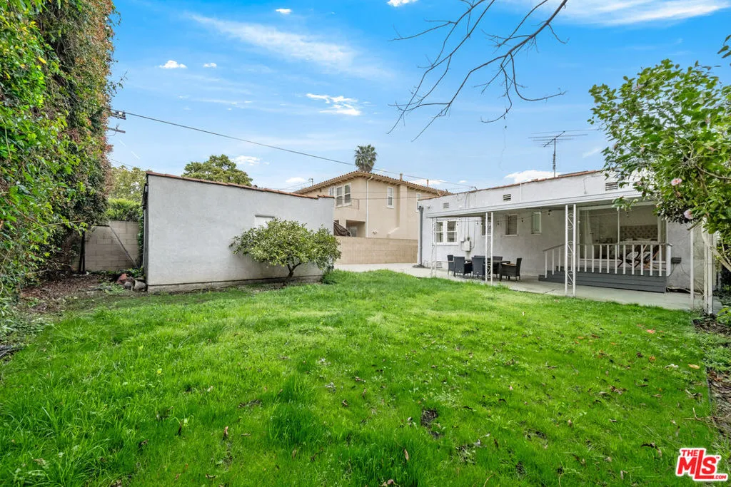 205 S Hamel Drive, Beverly Hills, California 90211 home-pic-21