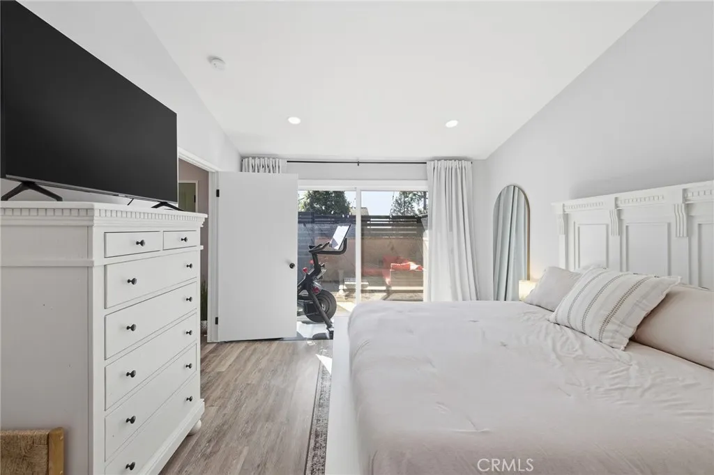 15919 Joseph Court, Rancho Cascades, California 91342 home-pic-28