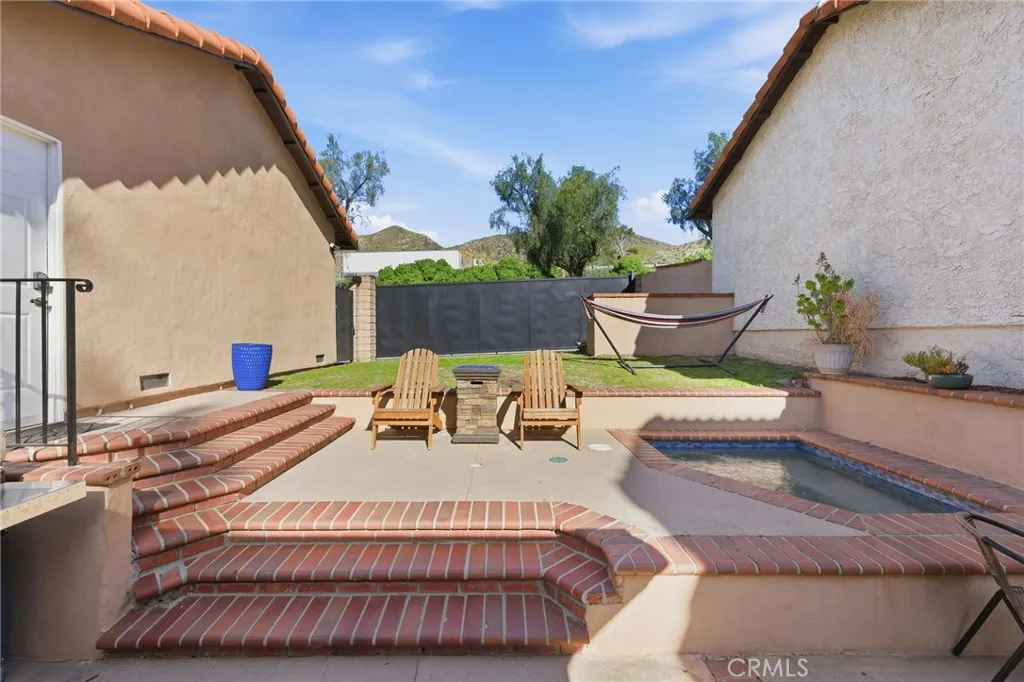 15919 Joseph Court, Rancho Cascades, California 91342 home-pic-33