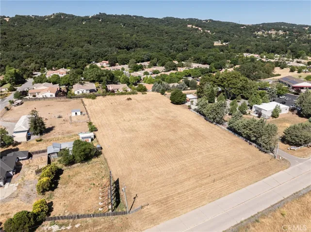Beautiful Atascadero countryside nearby.