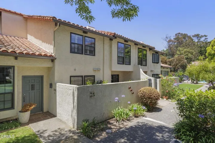 1-web-or-mls-UpmarketMedia-1932Jam-143