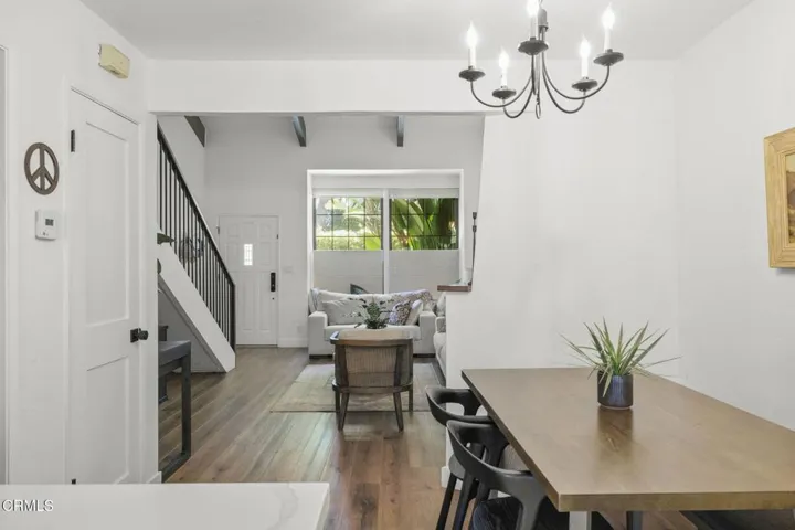 14-web-or-mls-UpmarketMedia-1932Jam-138