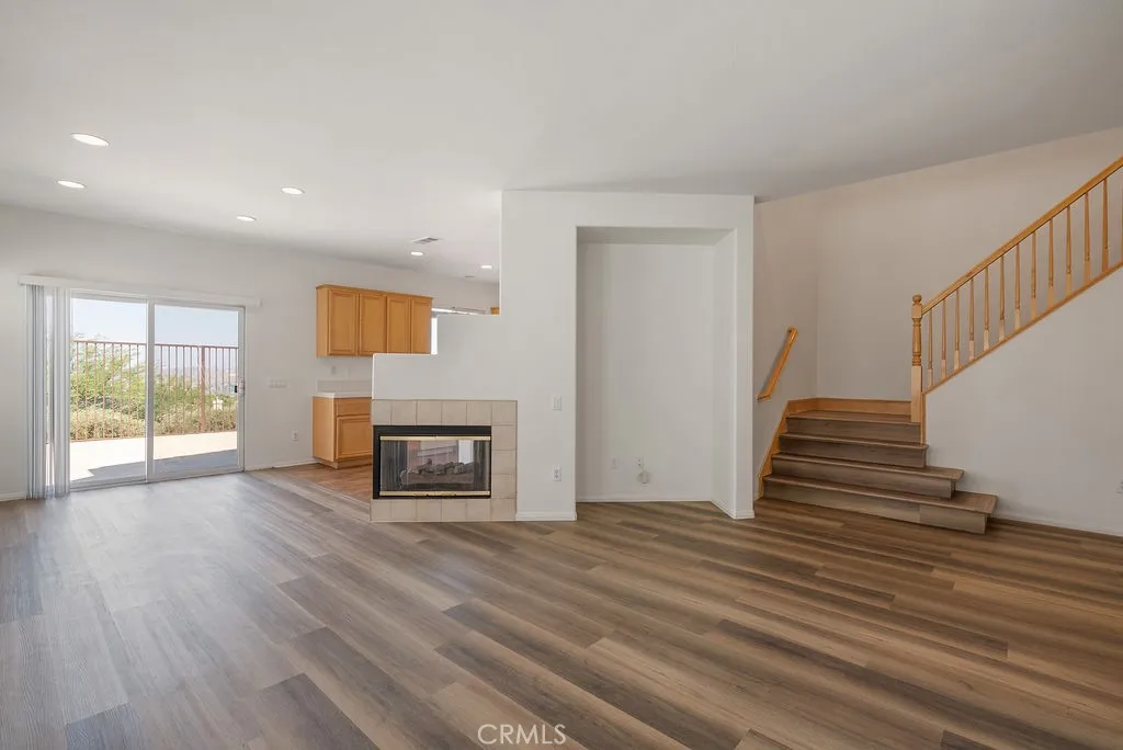 27635 Sienna Ridge, Canyon Country, California 91351 home-pic-5